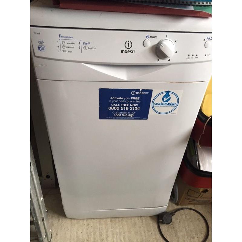 Slimline dish washer