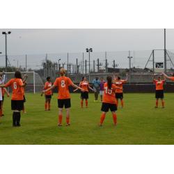 Womens football/ladies soccer - join a good friendly team near central London and train for FREE!