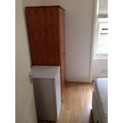 Single room SE5 Myatts field