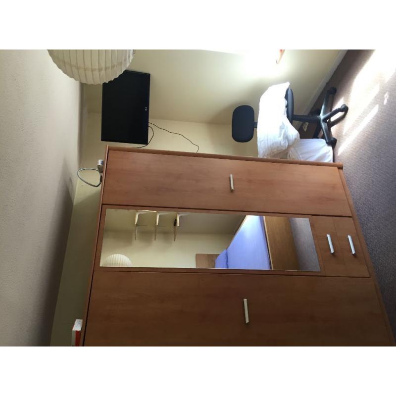 Double room to rent in shared accommodation.