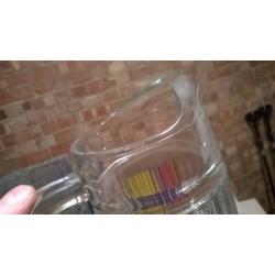 Pair of stylish 2 pint pitchers central London bargain