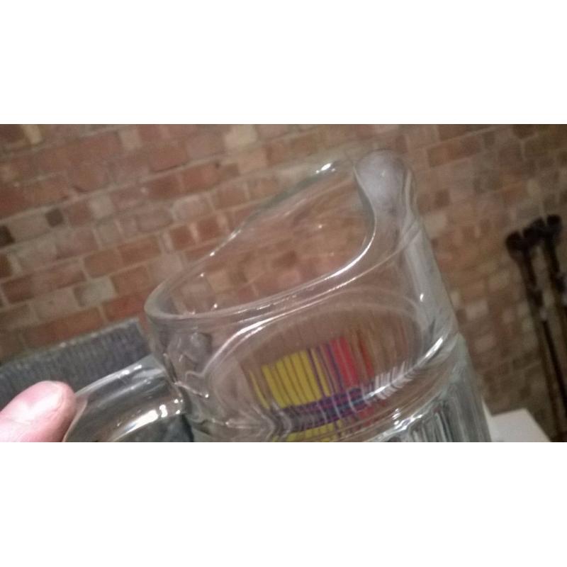 Pair of stylish 2 pint pitchers central London bargain