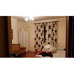 Double/triple room on Brick Lane 800pcm