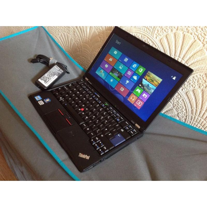 Lenovo ThinkPad X220i 12.5-inch Notebook (Intel Core i3 2.3GHz Processor, 2GB DDR3-SD RAM, 320GB HDD