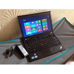 Lenovo ThinkPad X220i 12.5-inch Notebook (Intel Core i3 2.3GHz Processor, 2GB DDR3-SD RAM, 320GB HDD