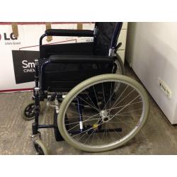 Electric wheelchair