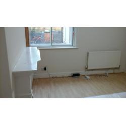 Double Rooms Available in House with Garden in Cricklewood
