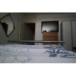 large double room in new malden. short term stay is avalible.