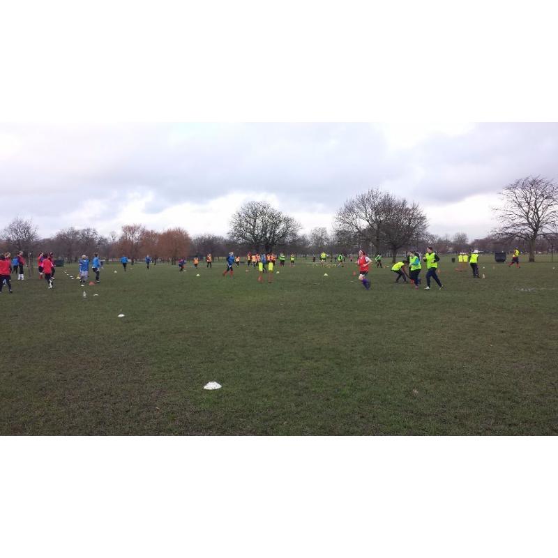 WOMENS BEGINNERS FOOTBALL SESSIONS - LADIES FOOTBALL SOCCER!!!!!!! SOCIAL/KEEP FIT/FITNESS/FUN