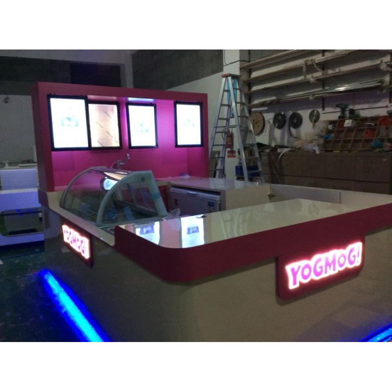 ice cream kiosk frozen yogurt, milkshake etc