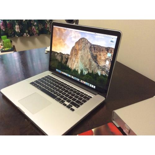 Apple MacBook Pro - Core i7 - 15.4inch, 1TB HD, Quad Core., El Capitan