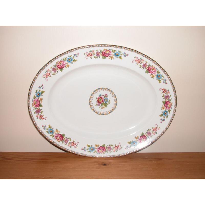 Royal Grafton Malvern Serving Dish
