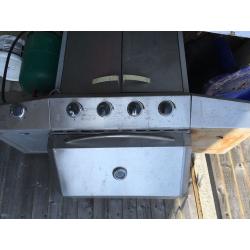Large gas bbq