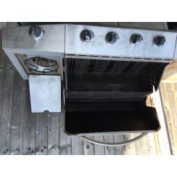 Large gas bbq