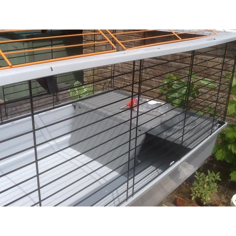Indoor cage suitable for rabbit or guinea pig