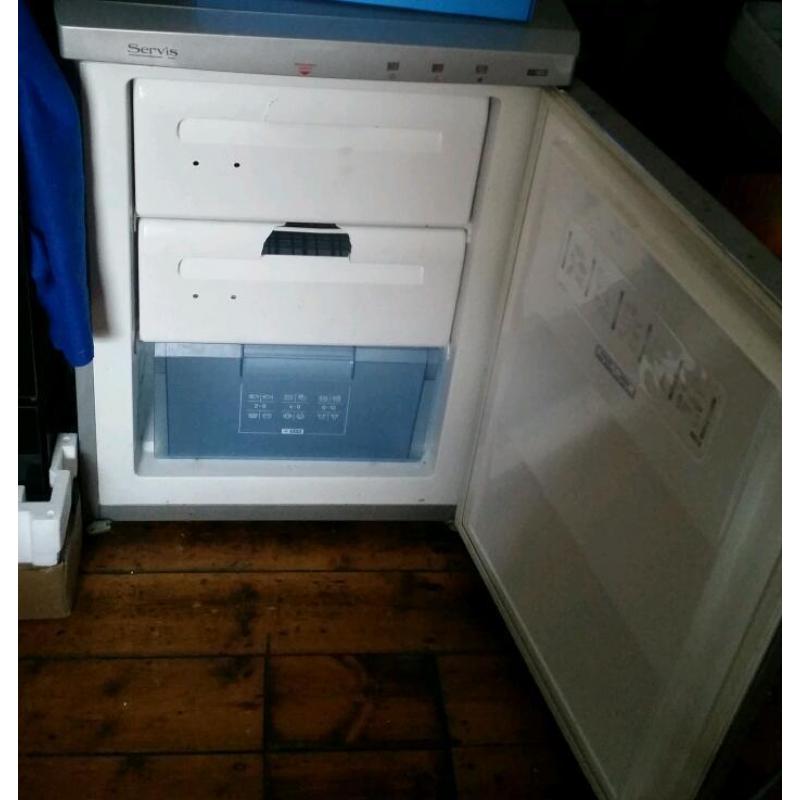 Under counter freezer