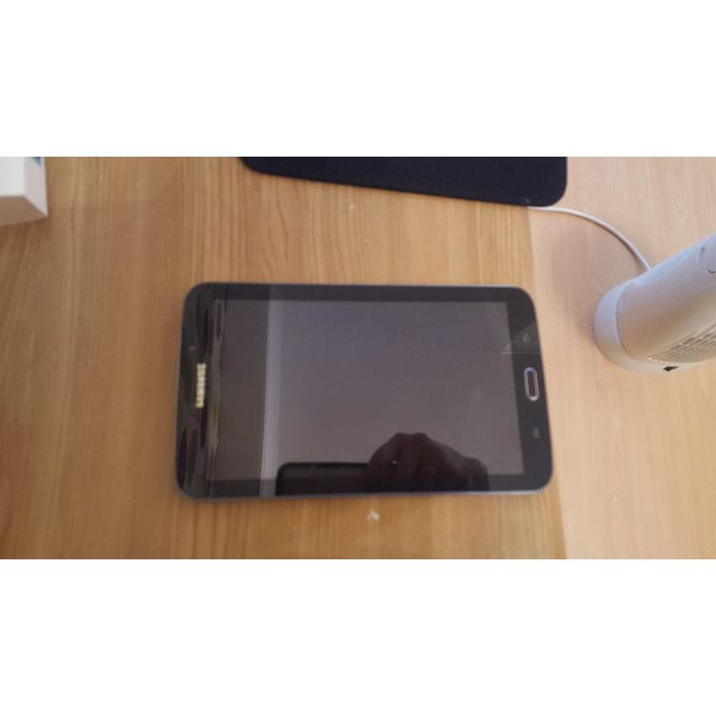 Samsung Galaxy tab 3 7" 8gb - SM-T210