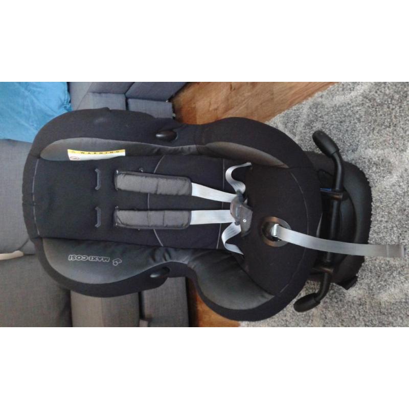 Maxi-cosi Mobi extended rear facing car seat. 9-25 kg.