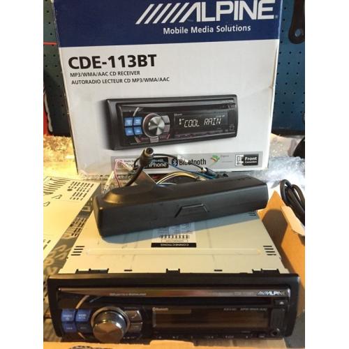 Alpine CDE-113BT CD player Bluetooth iPod