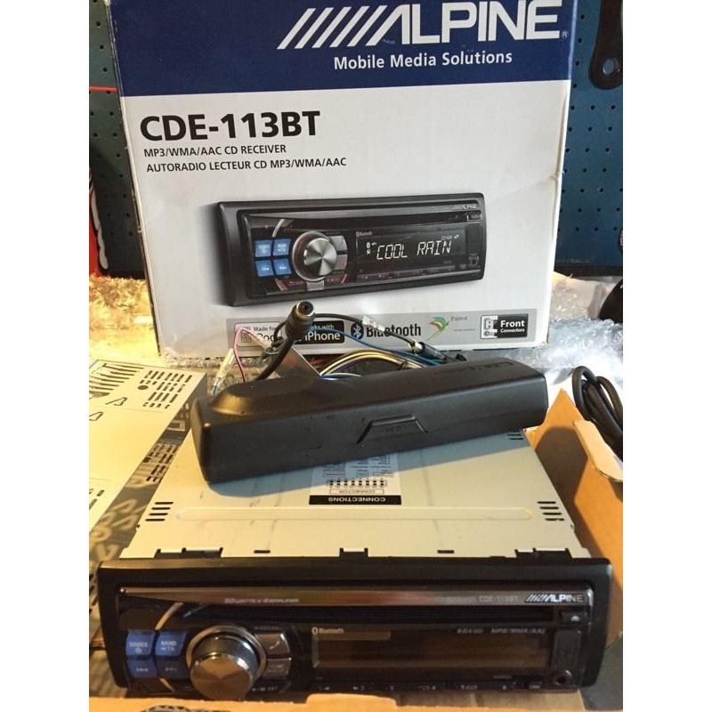 Alpine CDE-113BT CD player Bluetooth iPod