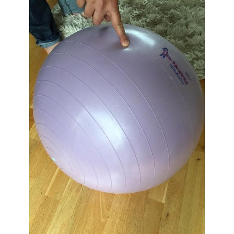 Birthing ball