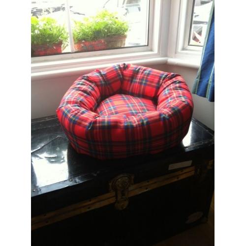 Brand new pet bed