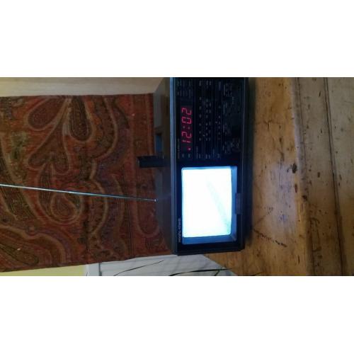 Morphy Richards snooze Radio/Tv/Clock in working condition model CT869