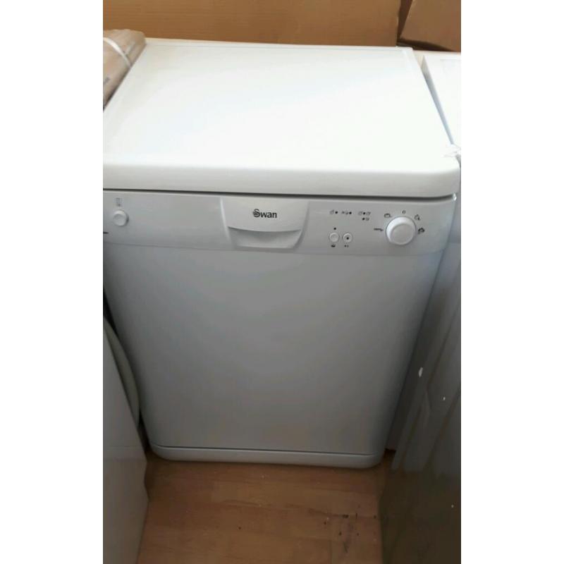 Swan full size dishwasher white *New*