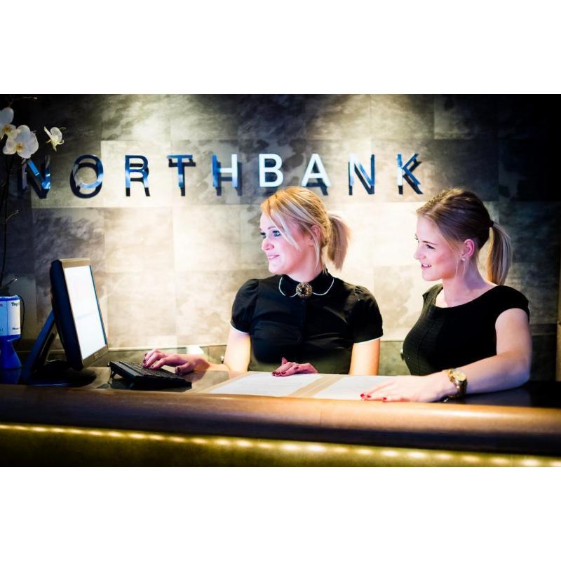 Bar tenders required for full and part time work at City Restaurant on the river near St Paul's