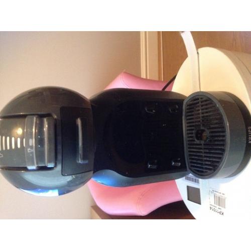 Nescafé Dolce Gusto Coffee Machine