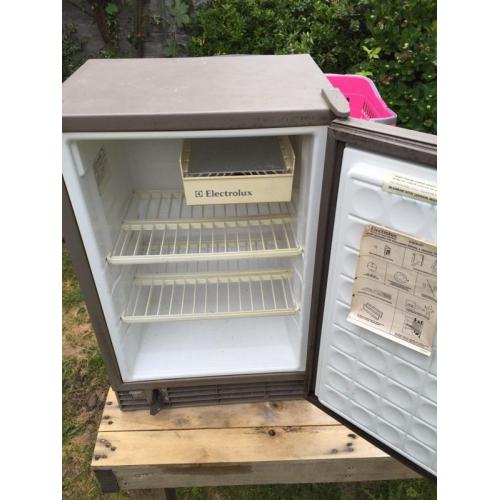 Electrolux RM122F 2 Way Fridge