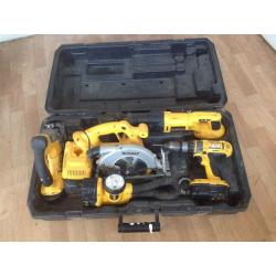 Dewalt saw & drill combi set