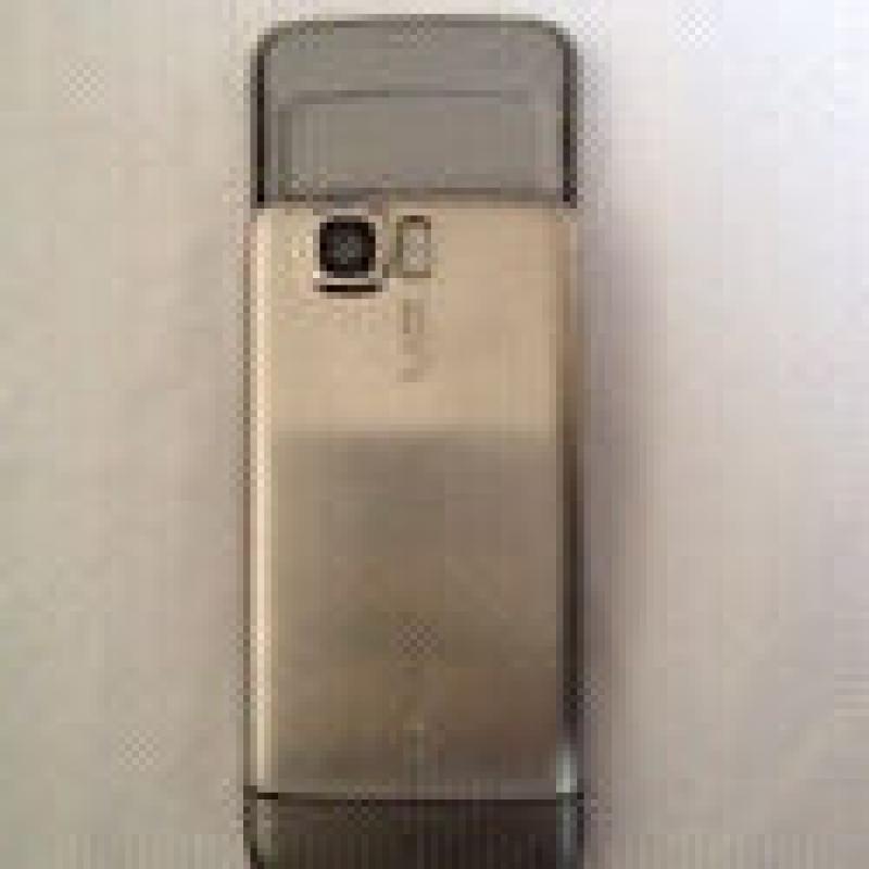 Nokia 6600i open to all network Slide mobile phone, in good condition, stainless steel silver body