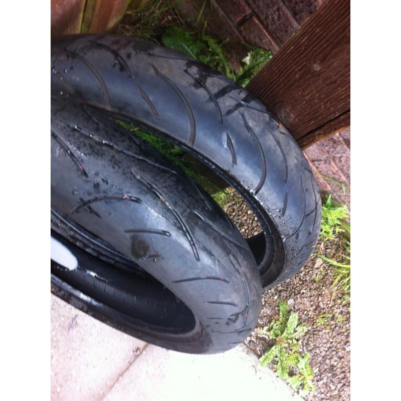 2 front tyre dunlop sprtmax 12/70/17 conti moition 120/60/17 zr