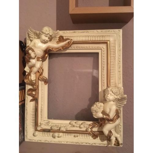 Angel frame