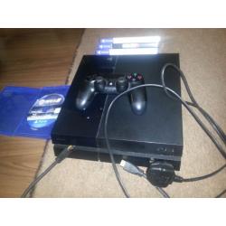 PS4 500 Gb 1 pad 7 games