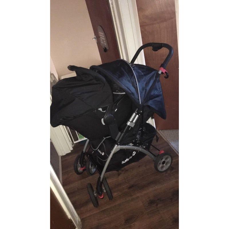 2 in 1 travel system immaculate condition!