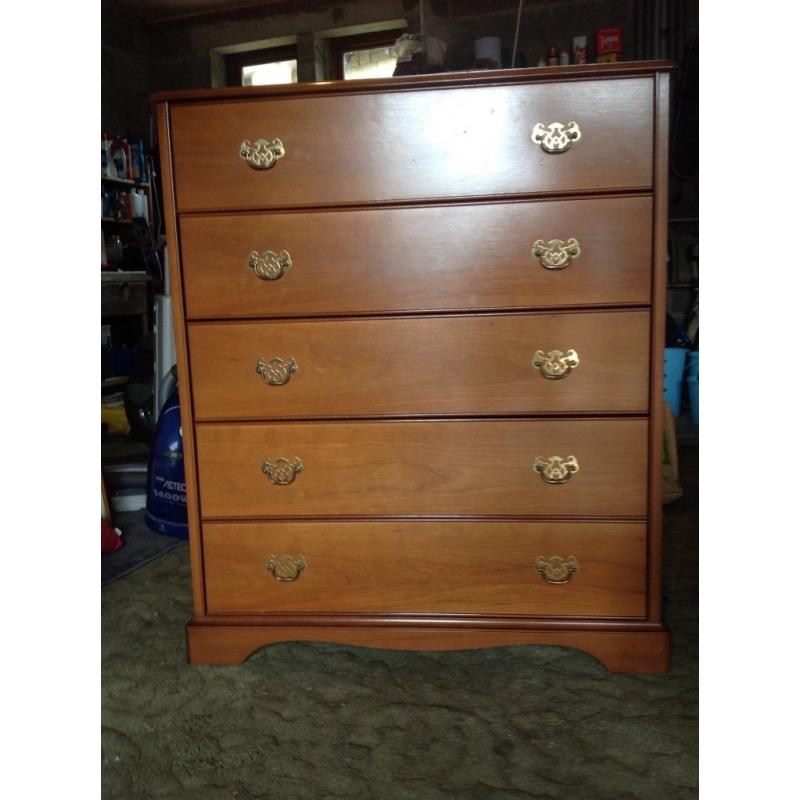 Stag chest of drawers in excellent condition