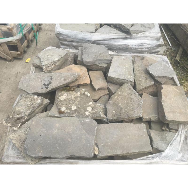 Black slate for flooring or cladding