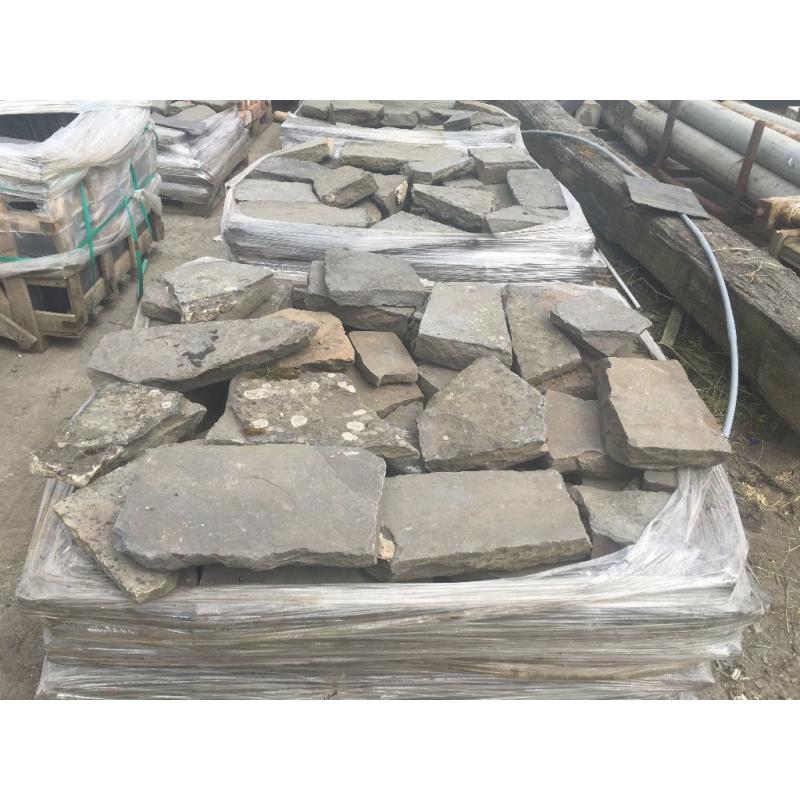 Black slate for flooring or cladding