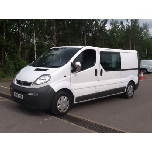 VAUXHALL VIVARO 6 SEATER CREW VAN 2005 CDTI/2940 KG. 6 SPEED G/BOX V/CLEAN EYE CATCHING CONDITION