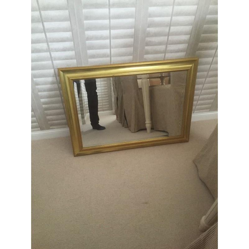 Gold mirror