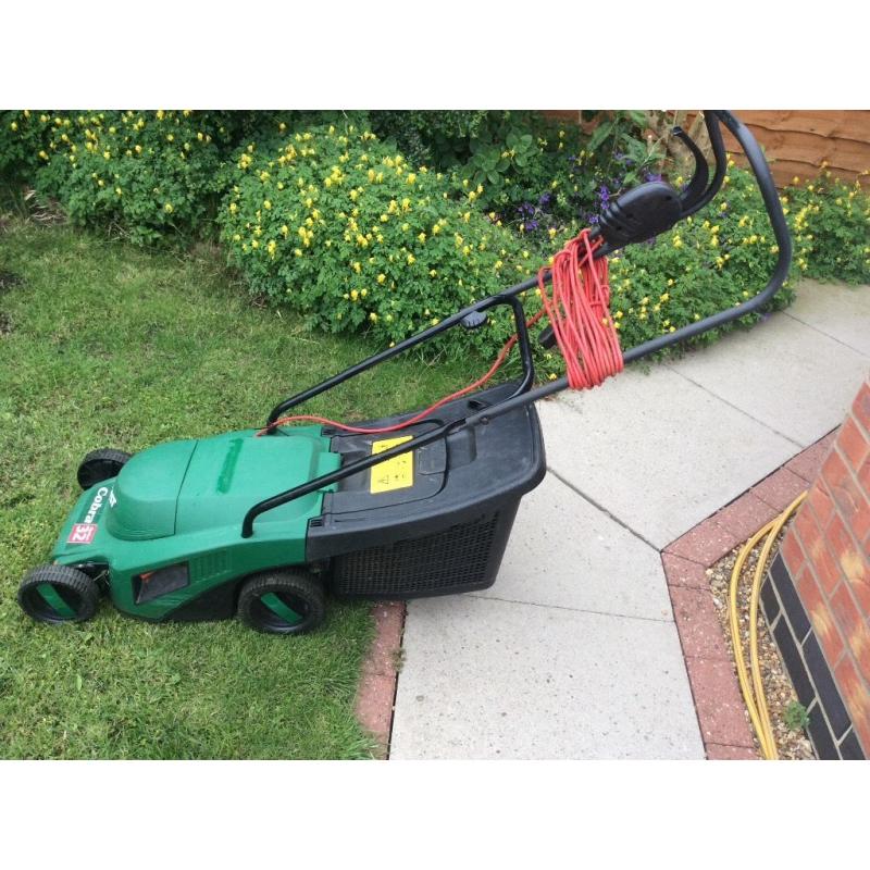 Qualcast Electric Lawnmower