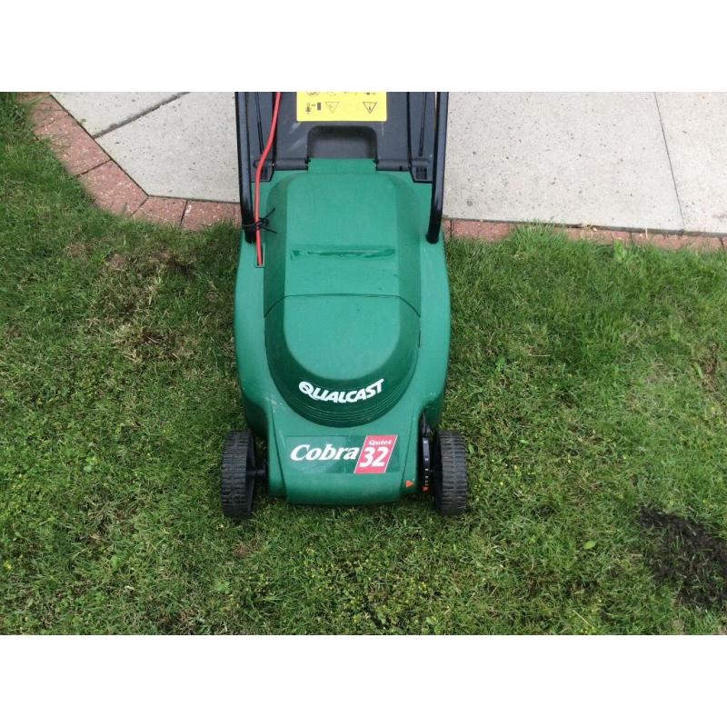 Qualcast Electric Lawnmower