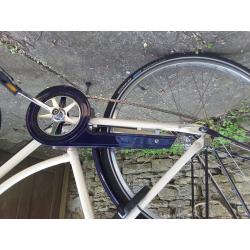 Pashley sonnet bliss ladies bicycle 17.5" frame, 5 gears. blue and cream. Hardly used