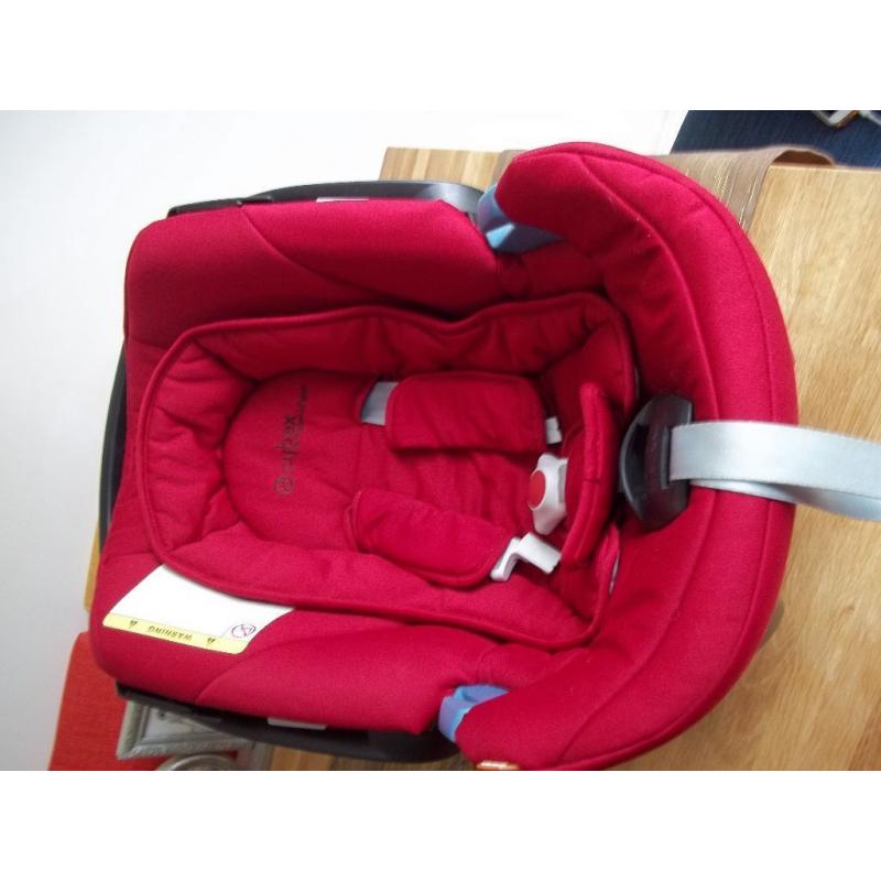 Mamas and Papas Cybex car seat - Red