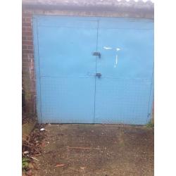 Garage for rent