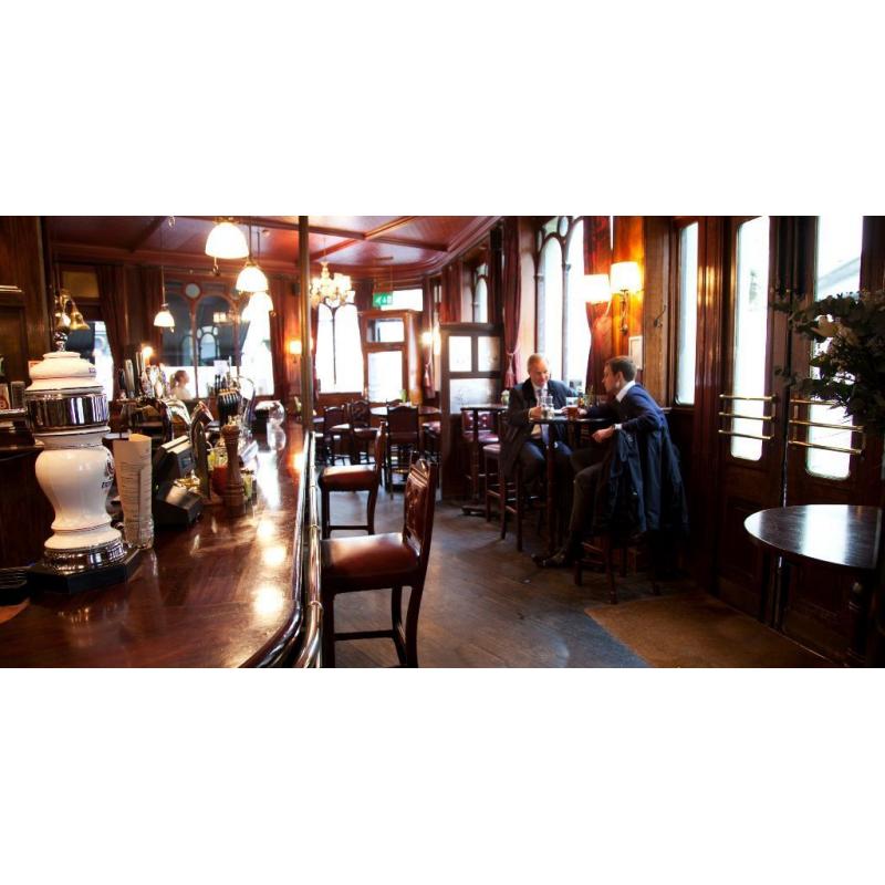 Fun, passionate bar / waiting staff needed for an exciting pub near Hyde park. Full and part time