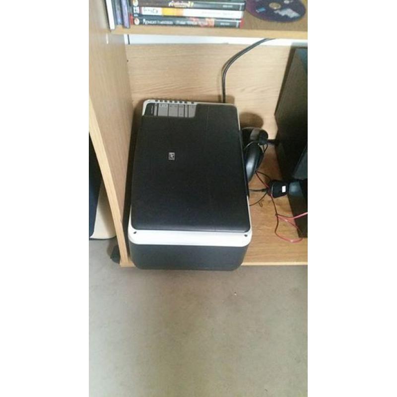 Lenovo PC all in one Think Centre with Keyboard, Mouse and Printer/Scanner and Windows 10