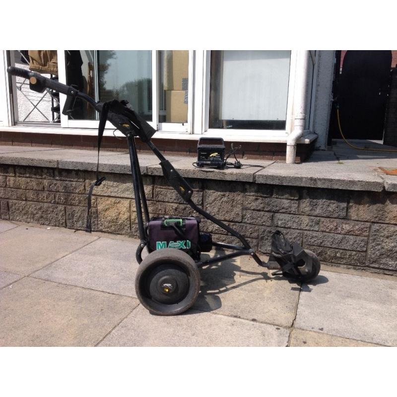 Powakaddy electric golf trolley